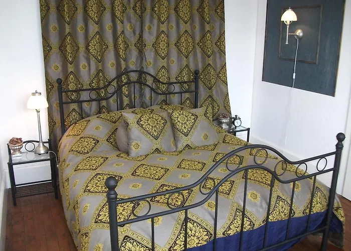 Bed & Breakfast La Mirabelle 3*